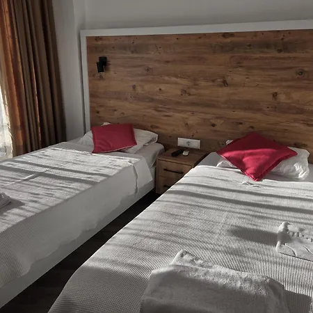Caretta Homestay szállás *